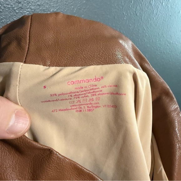 Commando Faux Leather Split Front Pant in Cocoa Size S - Picture 7 of 9